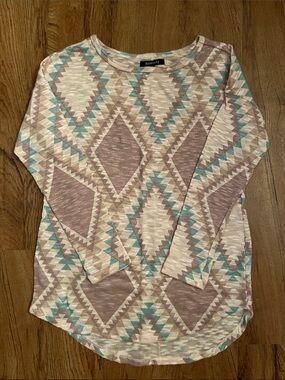 Relativity Aztec Tunic Top